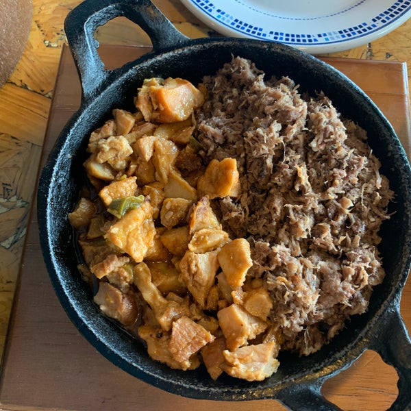 Снимок сделан в Chez Tacos &amp; Grill пользователем Blanca 5/25/2019