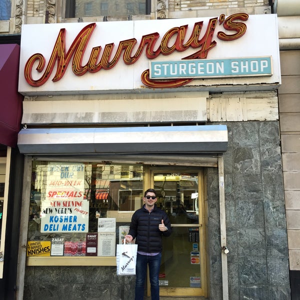 4/11/2015にAndrew R.がMurray&#39;s Sturgeon Shopで撮った写真