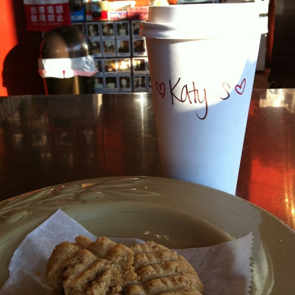 Снимок сделан в Katy&#39;s Corner Cafe пользователем Kristan M. 1/11/2013