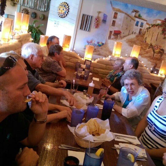 Photo taken at Papa Felipe&#39;s Mexican Restaurant by Chad P. on 6/10/2014