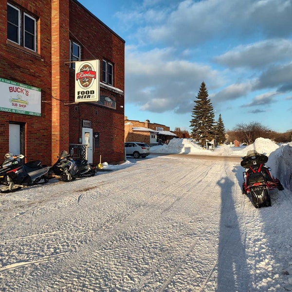 Rainbow Bar Ishpeming, MI