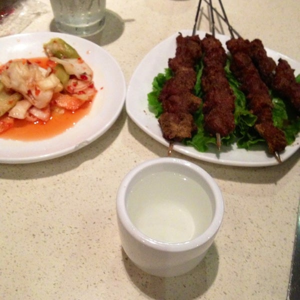 Photo taken at Happy Lamb Hot Pot, Houston Bellaire 快乐小羊 by Yuqing L. on 5/10/2014