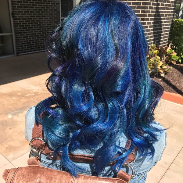 Phenix Salon Suites Hair Salon in South Orange