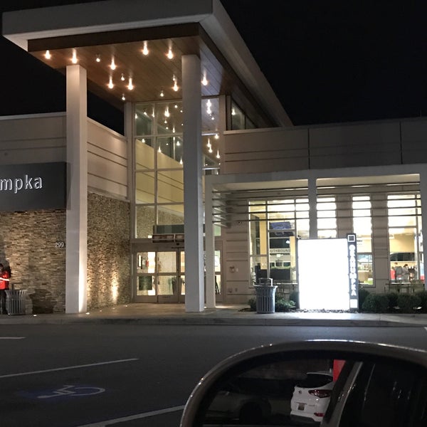 Photos at Okahumpka Service Plaza Florida's Turnpike Rest Area in