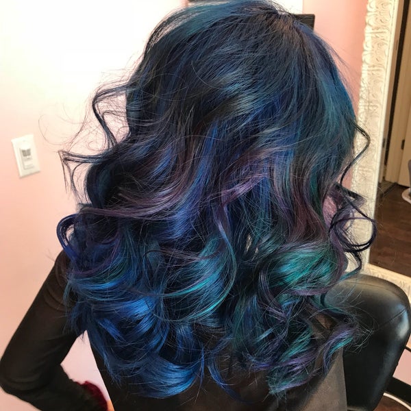 Phenix Salon Suites Hair Salon in South Orange