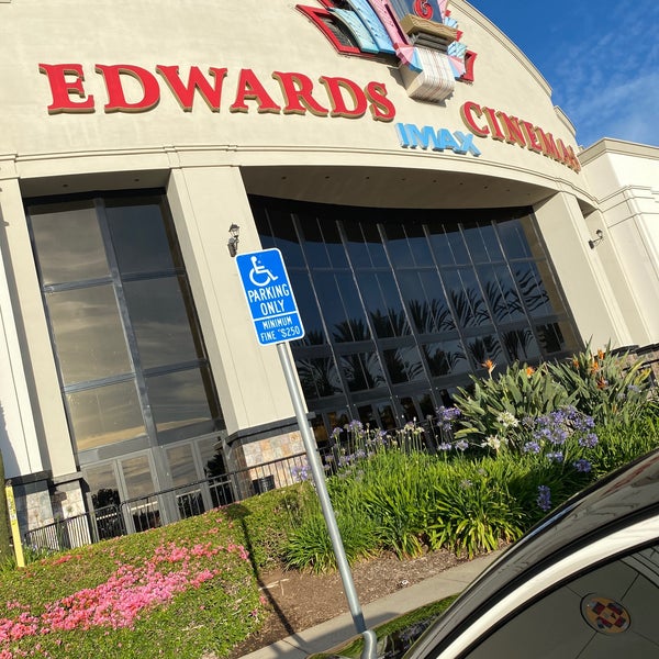 Photos à Regal Edwards Mira Mesa 4DX, IMAX & RPX Cinéma à San Diego