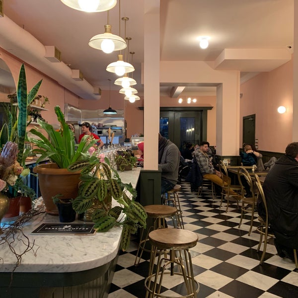 Photo prise au Petee&#39;s Cafe par Ringo le2/10/2019