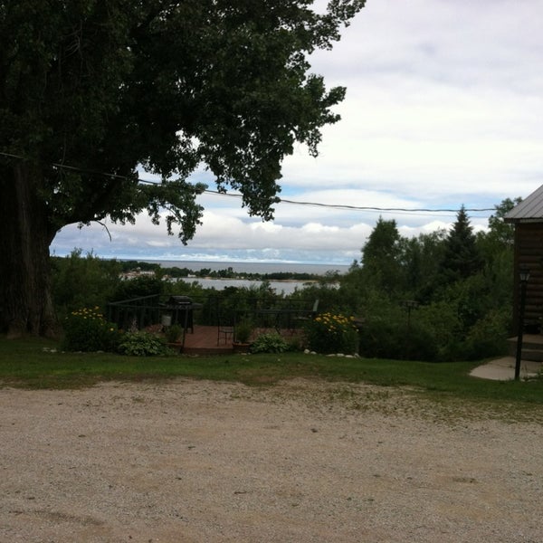 Photos At Hilltop Cabins 30 Visitors