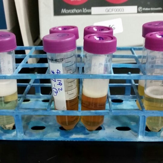Foto diambil di Anresco Laboratories | Food and Cannabis Testing oleh Cathy C. pada 4/16/2015