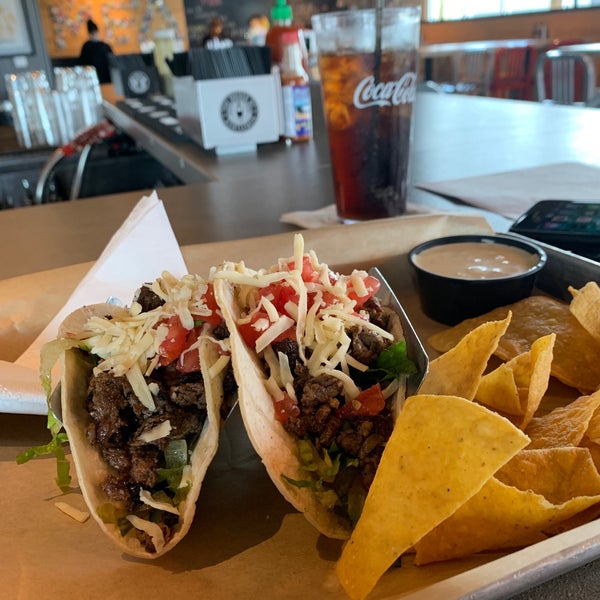 Photo taken at Burrito Gallery Jacksonville Beach by Rae L. on 8/25/2019