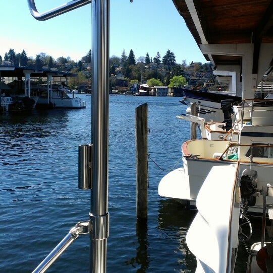Foto diambil di Seattle Yacht Club oleh Jocelyn K. pada 3/31/2013