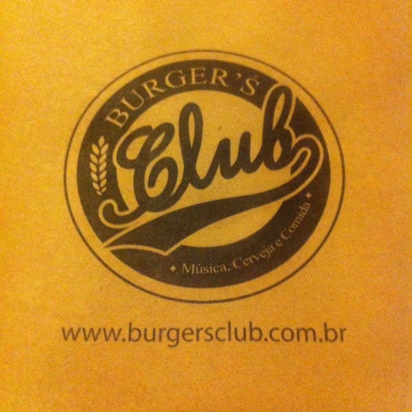 Снимок сделан в Burger&#39;s Club пользователем Breno U. 12/12/2013