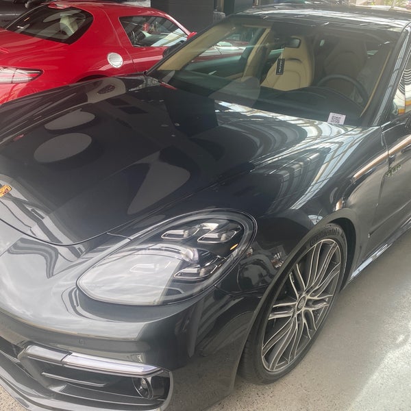 photos at platin oto auto dealership in istanbul