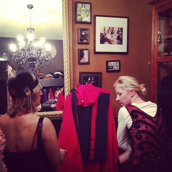 Photos At Kostuum En Karamel Costume Shop In Mechelen