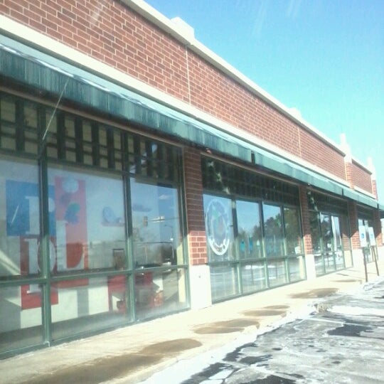 Rockford Public Library East Branch 3 tips from 255 visitors