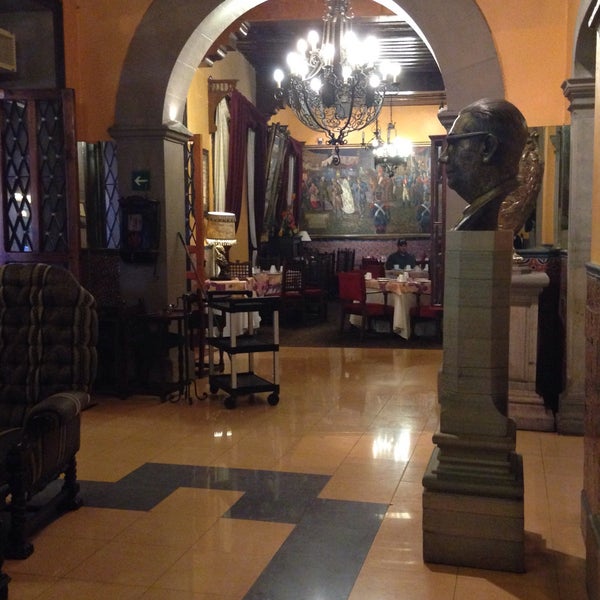 Photo taken at Hotel Posada Santa Fe by Margo on 8/24/2015