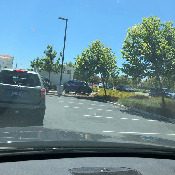 Photo taken at In-N-Out Burger by Marc G. on 7/12/2020