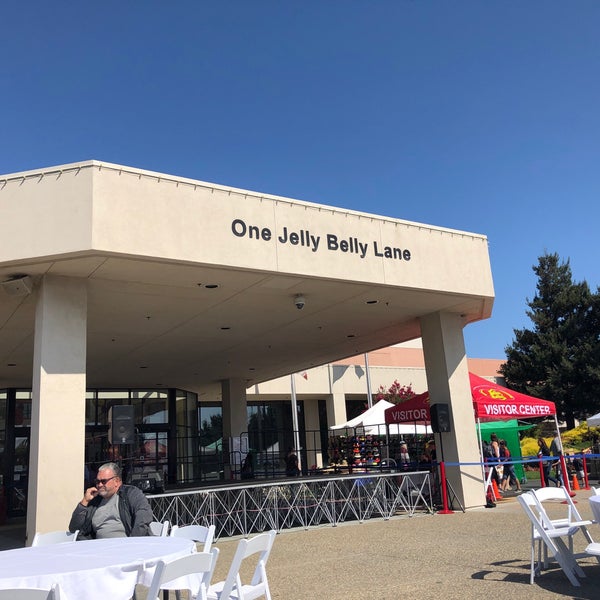รูปภาพถ่ายที่ Jelly Belly Factory โดย Marc G. เมื่อ 9/29/2019
