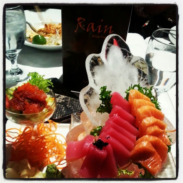 The sashimi dinner is delicious! I prefer salmon and tuna and the chef accomadated my request for no white fish!
