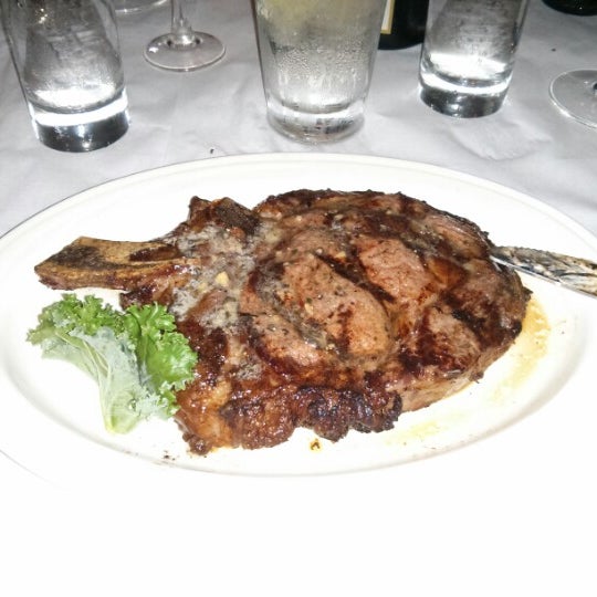 Photo taken at Vito&#39;s Chop House by Roy S. on 1/4/2013