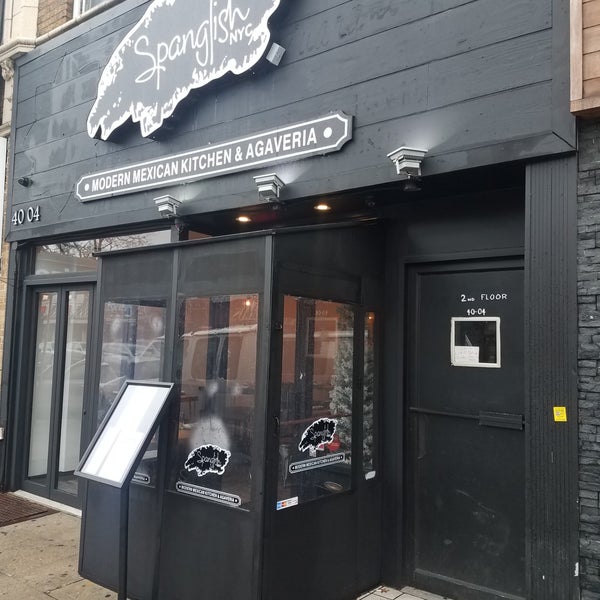 Foto tirada no(a) Spanglish NYC Restaurant por Anna H. em 12/16/2018