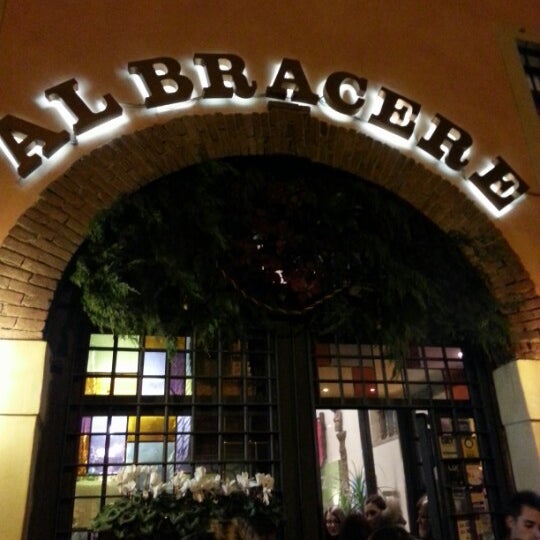 Das Foto wurde bei Al Bracere Ristorante Pizzeria von Paolo am 12/31/2012 aufgenommen