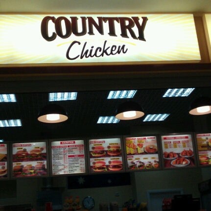 รูปภาพถ่ายที่ Country Chicken โดย Art M. เมื่อ 11/29/2012