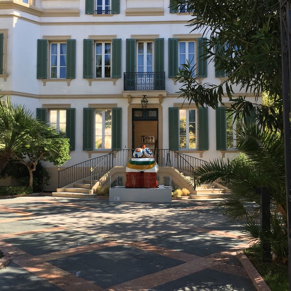 Photos at Chanel Boutique (Now Closed) - Saint-Tropez, Provence-Alpes-Côte  d'Azur