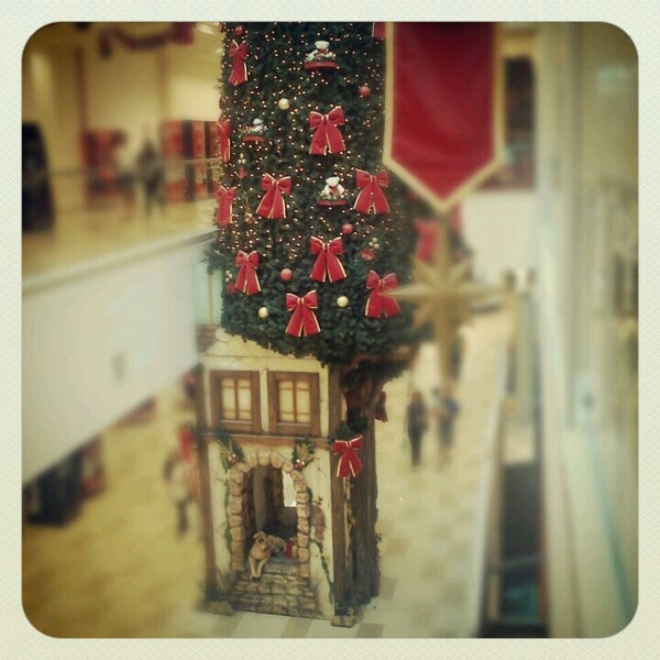 Photo taken at Mall Portal Centro by Jose S. on 12/6/2012