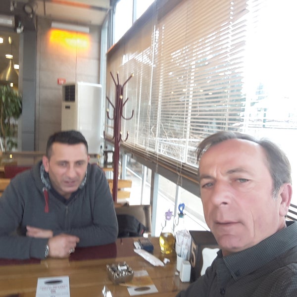 2/3/2018にCemal Ç.がMehmet Emin Ciğer &amp; Kebapで撮った写真