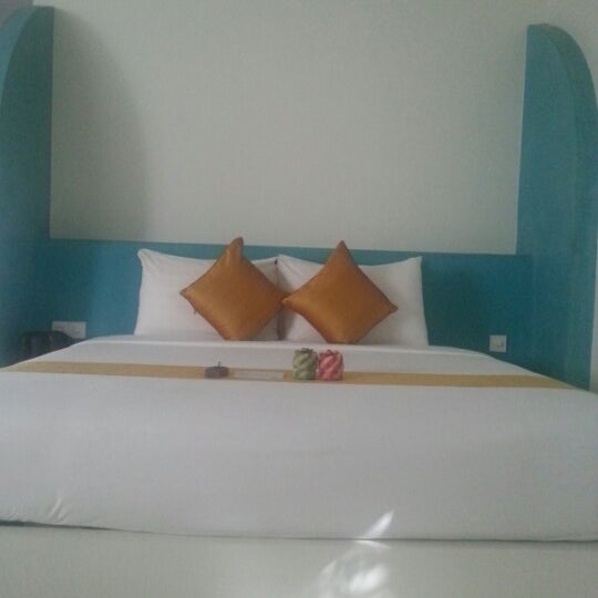 Photo taken at Navutu Dreams Resort and Spa by Supriya S. on 12/16/2012