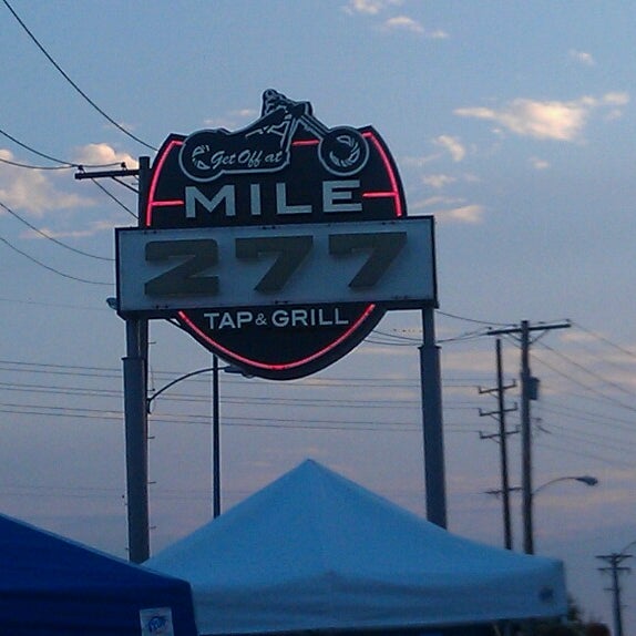Photo taken at Mile 277 Tap &amp; Grill by Gordon A. on 9/18/2013