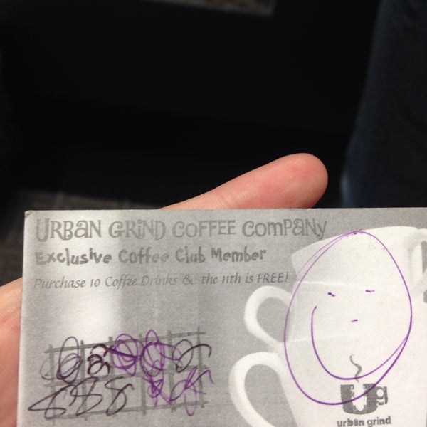 Das Foto wurde bei Urban Grind Coffee Company von Lauren am 12/5/2014 aufgenommen