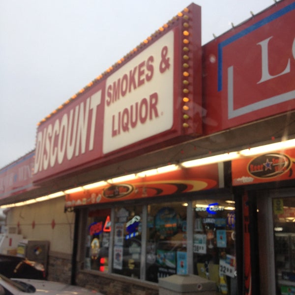 liquor store open after 10 near me