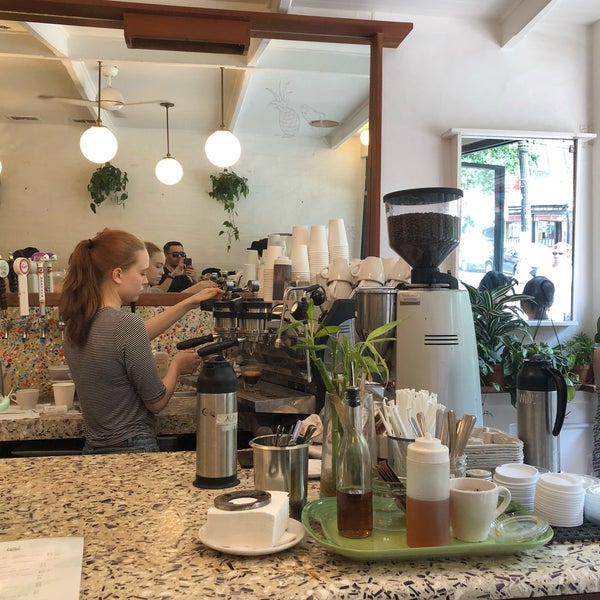 5/26/2018 tarihinde Shah A.ziyaretçi tarafından El Rey Coffee Bar &amp; Luncheonette'de çekilen fotoğraf