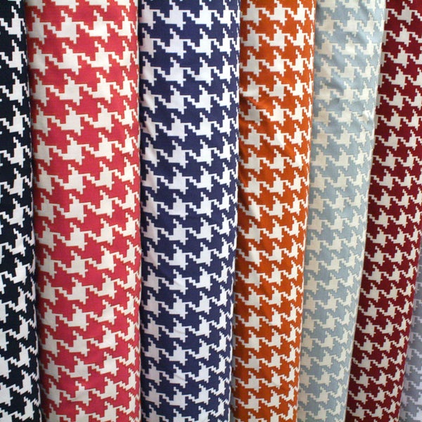 Foto scattata a Lewis and Sheron Textiles da Lewis and Sheron Textiles il 2/18/2015