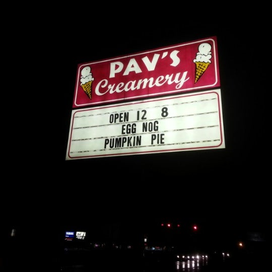 Pav's Creamery Ice Cream Shop in Akron
