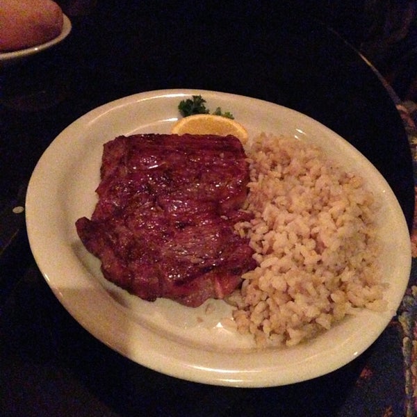 Photo taken at The Peddler Steakhouse by Vin D. on 2/3/2013
