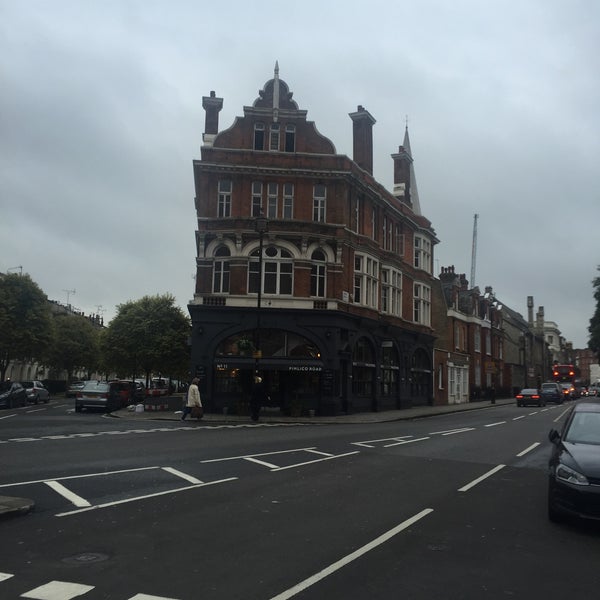 Foto tirada no(a) No 11 Pimlico Road por Grant D. em 10/7/2015