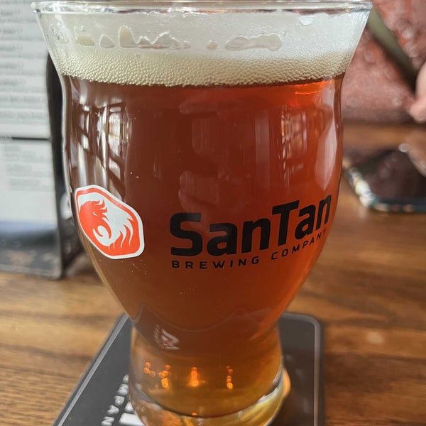 Photo taken at SanTan Brewing Company by Michael D. on 4/27/2022