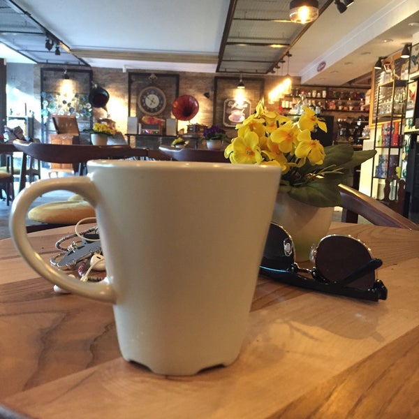 5/23/2018 tarihinde Mustafa Y.ziyaretçi tarafından Lavinnia Coffee'de çekilen fotoğraf