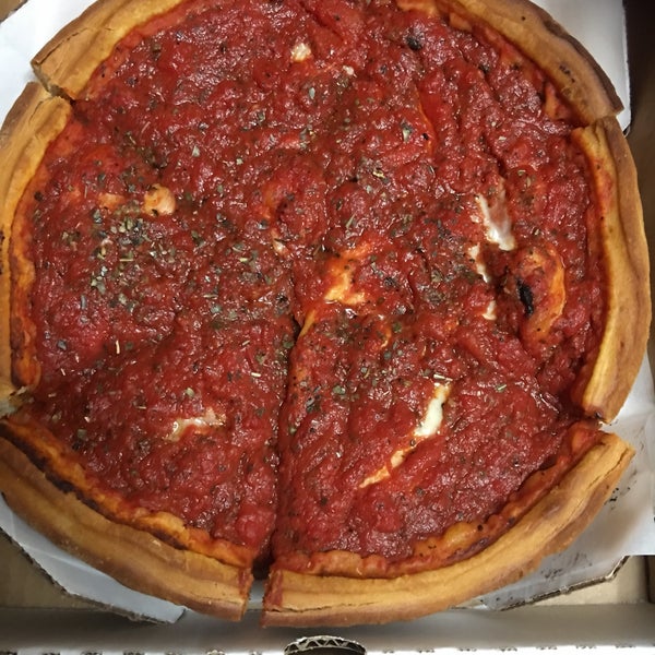 Expect about a 20 minute wait if you order one of their deep dish pizzas. This is their Matt Cain pizza.