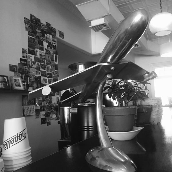 6/18/2016에 Matthew E.님이 Propeller Coffee에서 찍은 사진