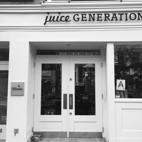 รูปภาพถ่ายที่ Juice Generation โดย Matthew E. เมื่อ 1/29/2016
