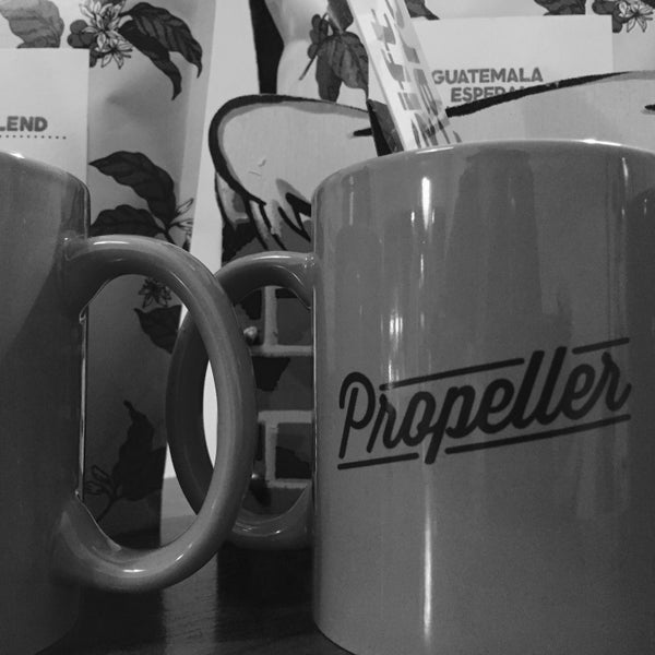 Foto tirada no(a) Propeller Coffee por Matthew E. em 12/5/2015