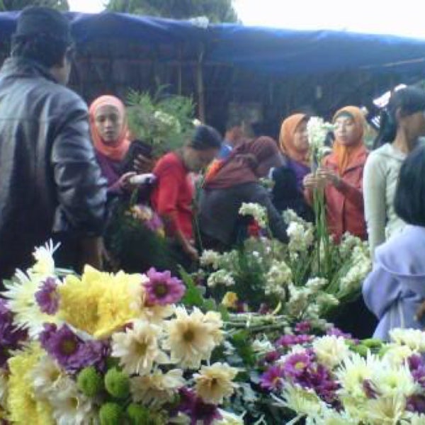 Pasar Bunga Palasari Jl Palasari
