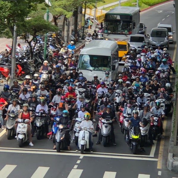 Photos At 85度c三重重陽店 三重區重陽路三段126號