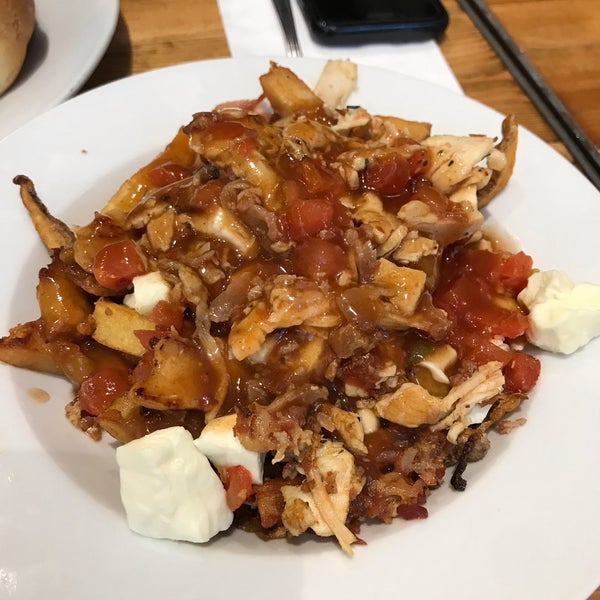 Photo taken at Restaurant Poutineville Saint-Roch by Tania S. on 4/27/2019