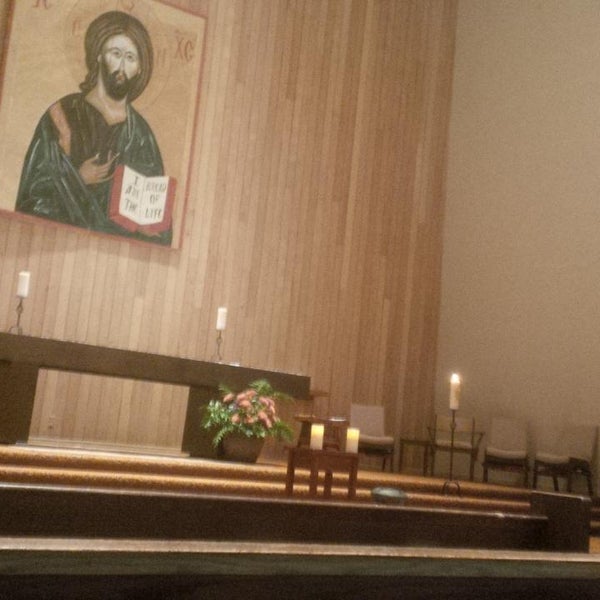 Foto diambil di Church of the Redeemer oleh Bob C. pada 11/24/2013