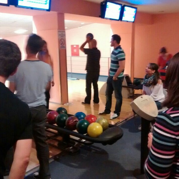Photo taken at Victoria BOWLING by Petr C. on 4/29/2015